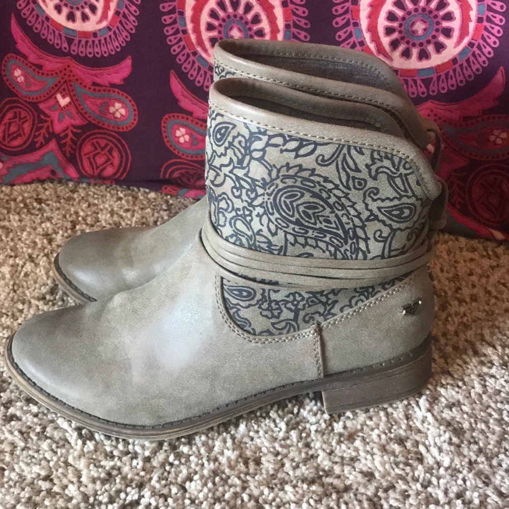 Roxy booties